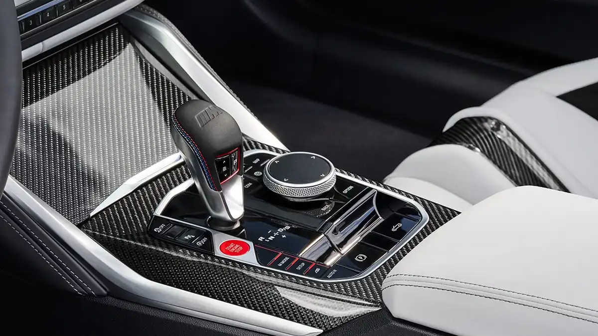 BMW Group представляет BMW&nbsp;M4 Competition Cabrio с системой полного привода M xDrive.