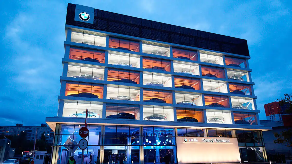 BMW РОЛЬФ-Премиум Химки отпраздновал торжественное открытие.