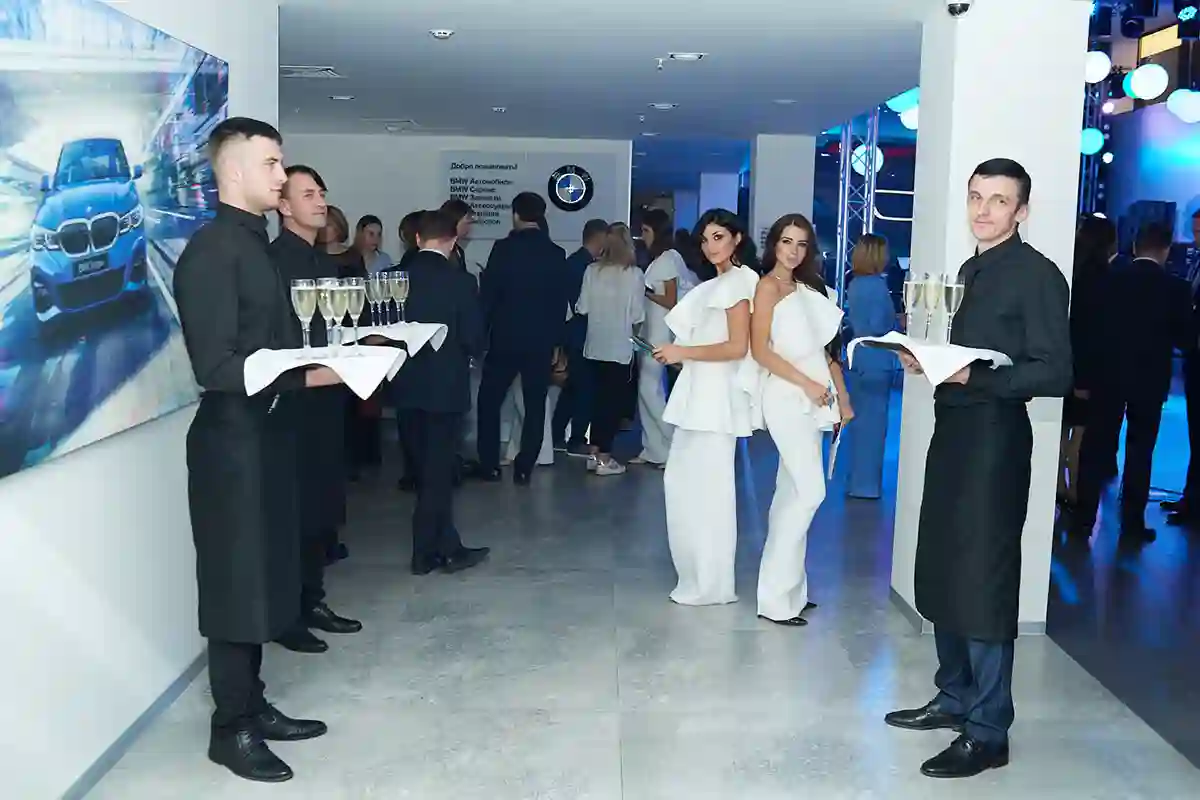 BMW РОЛЬФ-Премиум Химки отпраздновал торжественное открытие.