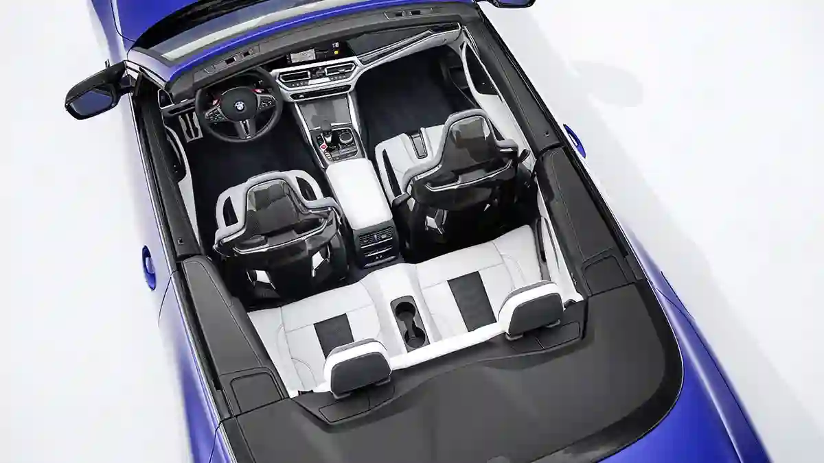 BMW Group представляет новый BMW M4 Competition Cabrio с системой полного привода M xDrive.