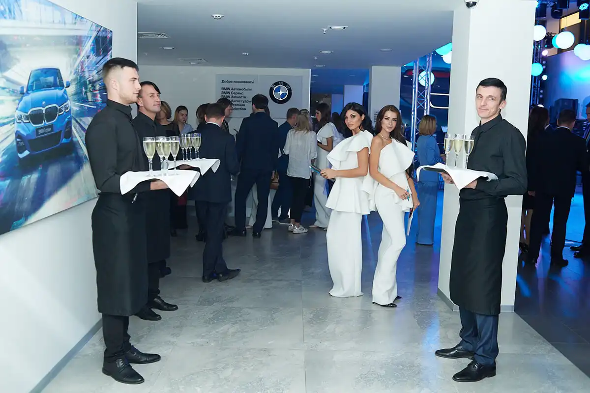BMW РОЛЬФ-Премиум Химки отпраздновал торжественное открытие.