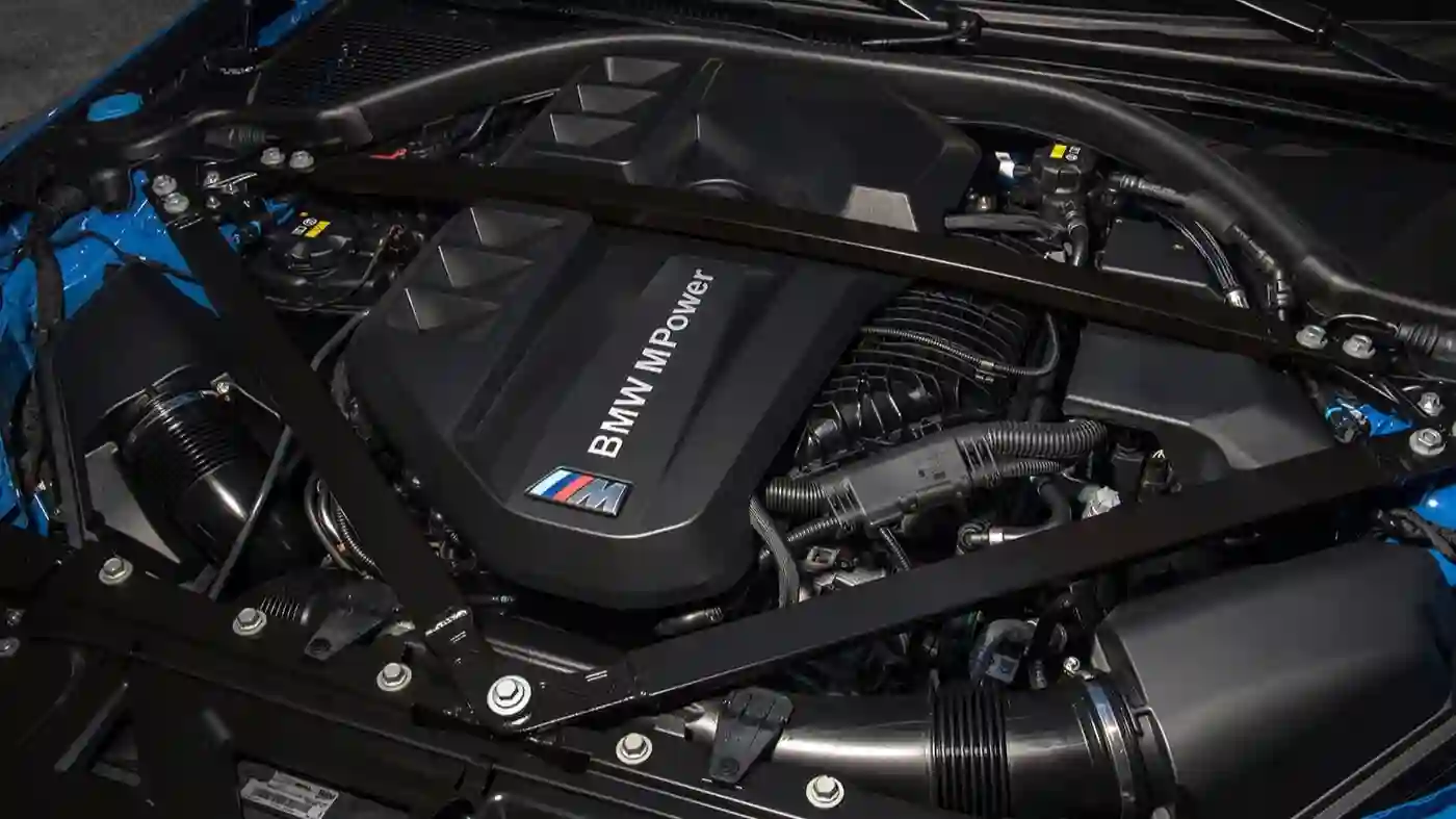 BMW Group объявляет российские цены на BMW M3 и BMW M4 Coupe с системой полного привода M xDrive.