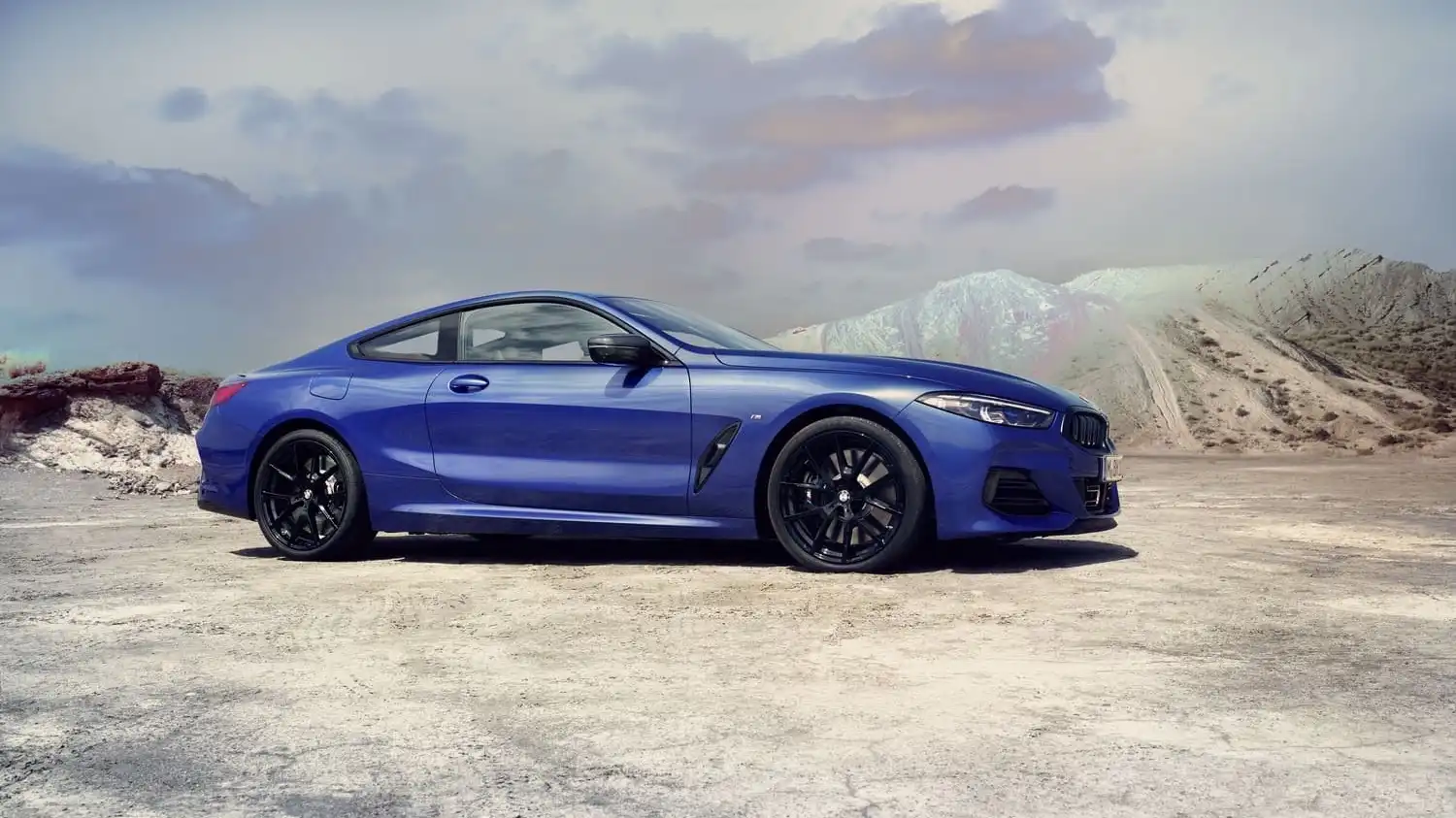 BMW Group представляет обновленные BMW 8 cерии Coupe, BMW 8 cерии Cabrio и BMW 8 cерии Gran Coupe.