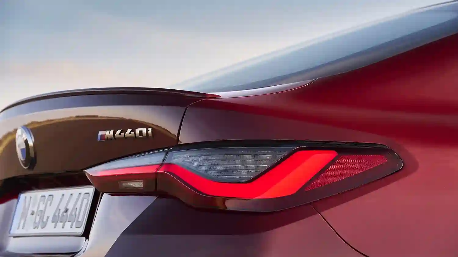 BMW Group представляет новый BMW 4 серии Gran Coupe.