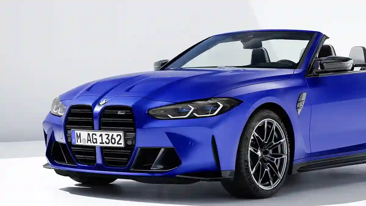 BMW Group представляет новый BMW M4 Competition Cabrio с системой полного привода M xDrive.